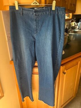 Frank & Eileen “Killian” Ankle Jean, 10